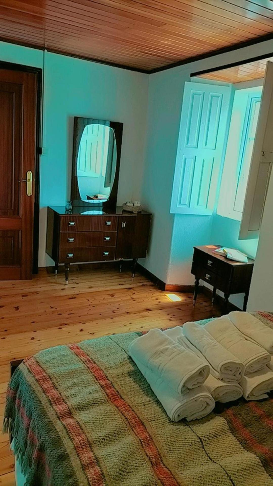 A Casa Do Rio - The River House Arzua Bagian luar foto